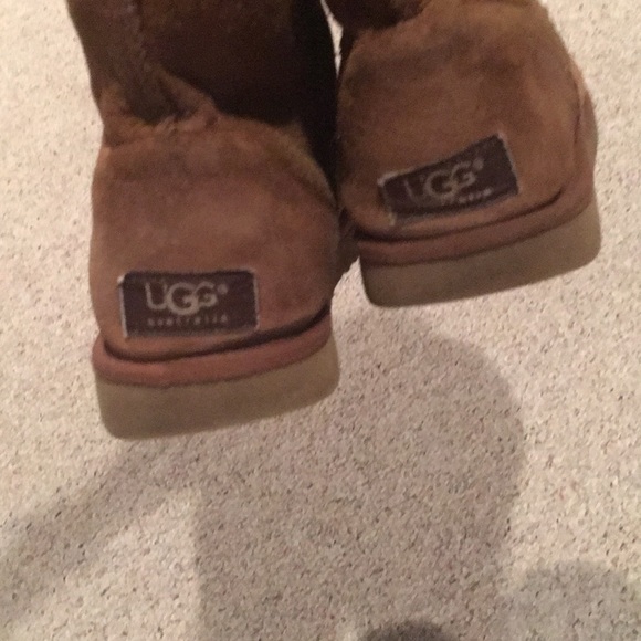 Used uggs - Picture 5 of 5